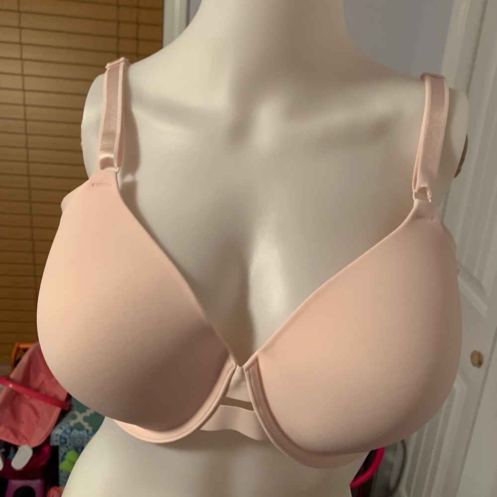 4 Warner’s  bras